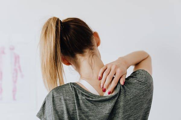 7 Advantages of Utilizing Acupuncture to Alleviate Neck Pain