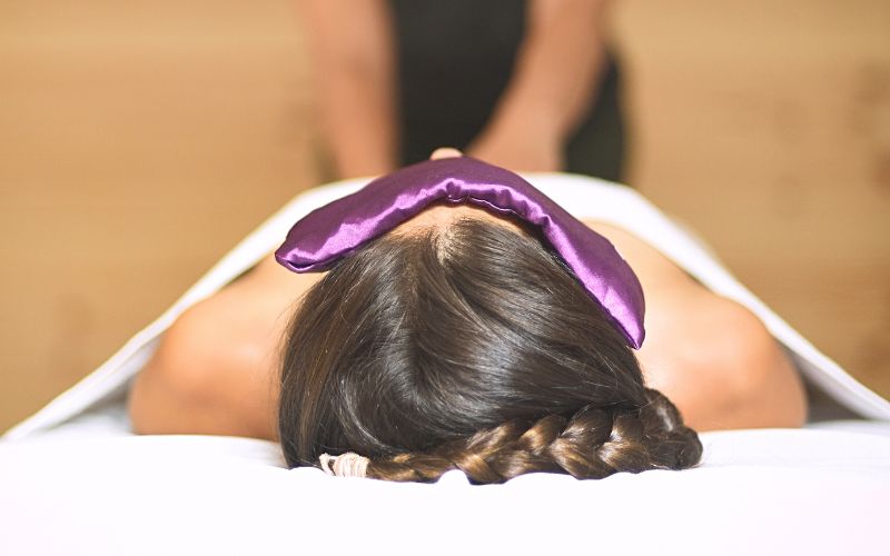 Uncover 15 Strong Benefits of Tui Na Massage