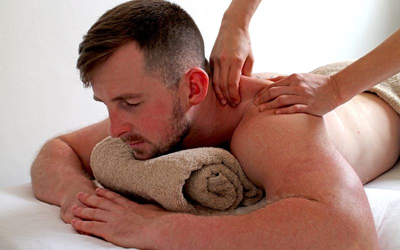 Understanding Deep Tissue Massage: How It Differs from Tui Na
